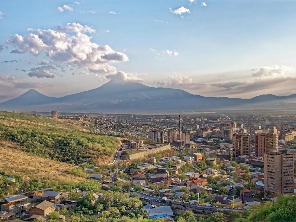 Reiseziel Armenien - Kaufen Sie eSIM Armenien für mobiles Internet