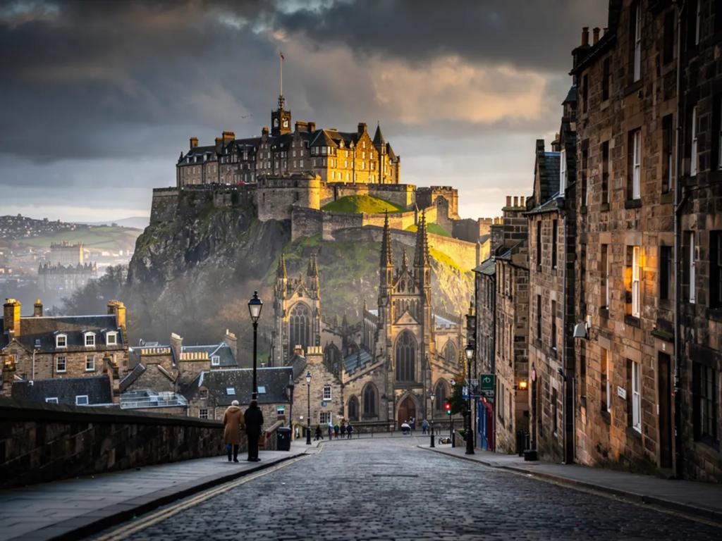 eSIM Edinburgh - Prepaid-Reisedaten für Edinburgh, Vereinigtes Königreich kaufen