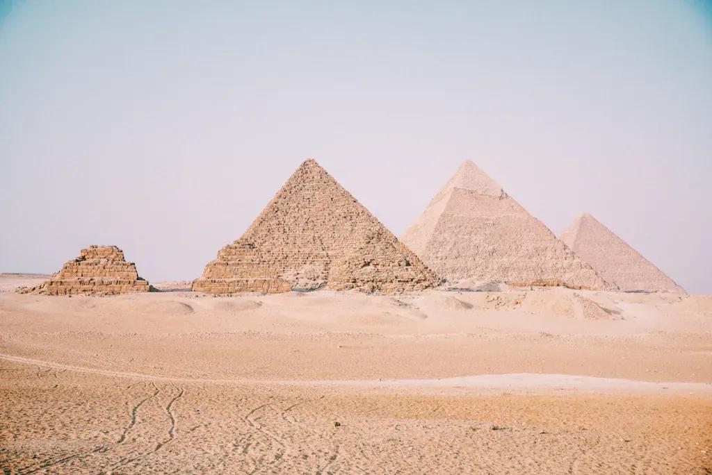 eSIM Luxor - Prepaid-Reisedaten für Luxor, Ägypten kaufen