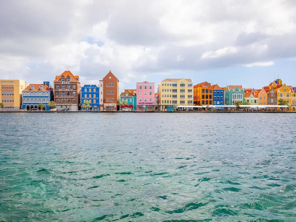 Reiseziel Curaçao - Kaufen Sie eSIM Curaçao für mobiles Internet