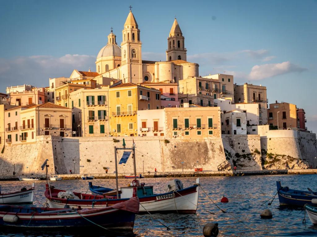 eSIM Cagliari - Prepaid-Reisedaten für Cagliari, Italien kaufen