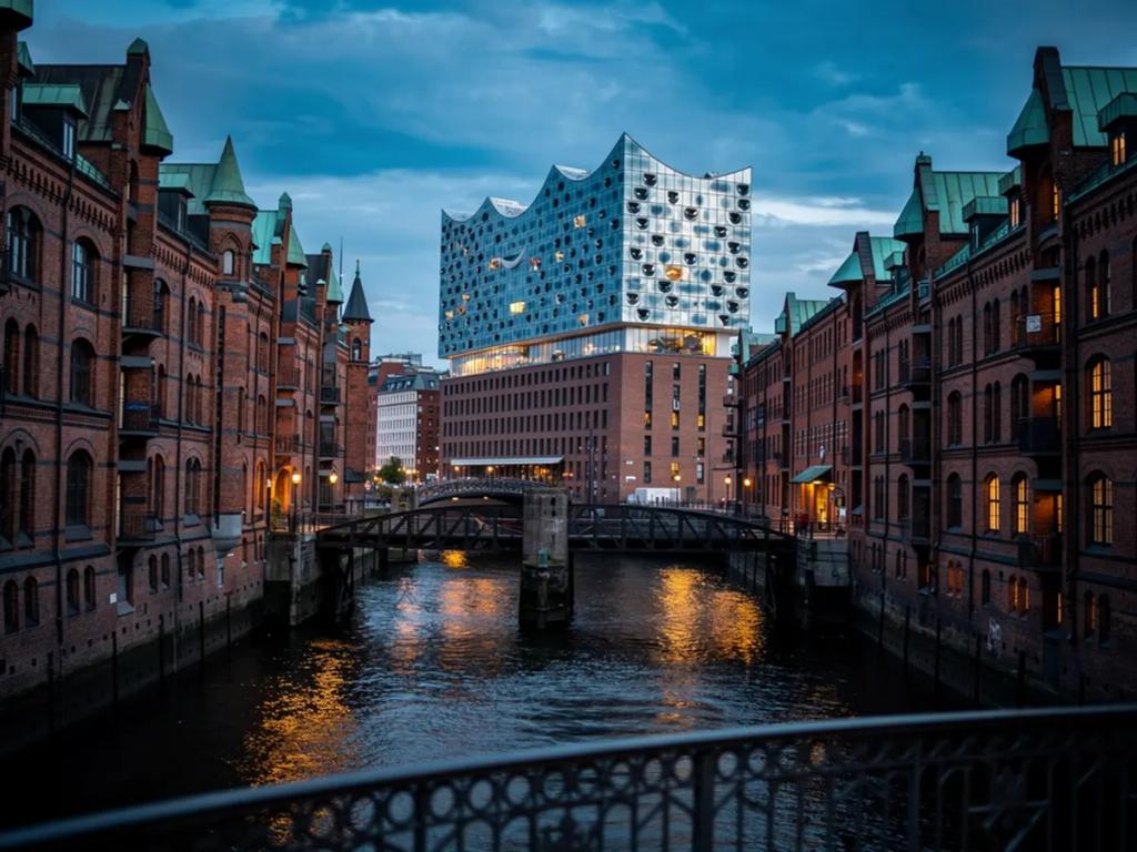 eSIM Hamburg - Prepaid-Reisedaten für Hamburg, Deutschland kaufen
