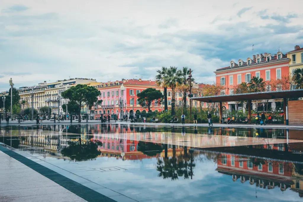eSIM Nice - Prepaid-Reisedaten für Nice, Frankreich kaufen