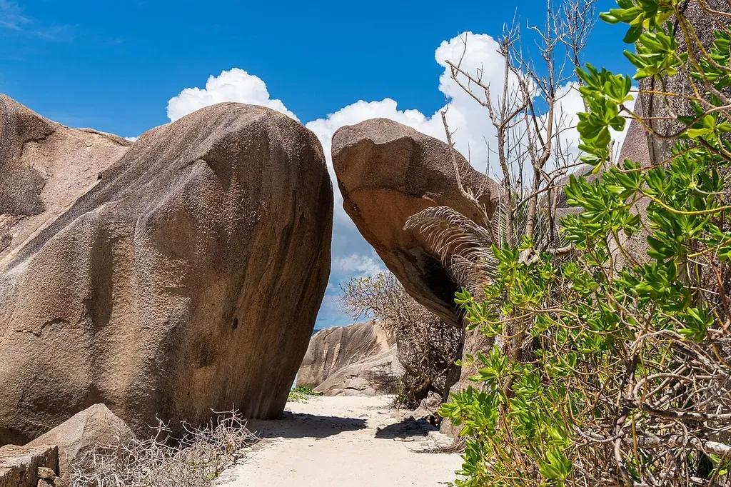 Reiseziel Seychellen - Kaufen Sie eSIM Seychellen für mobiles Internet